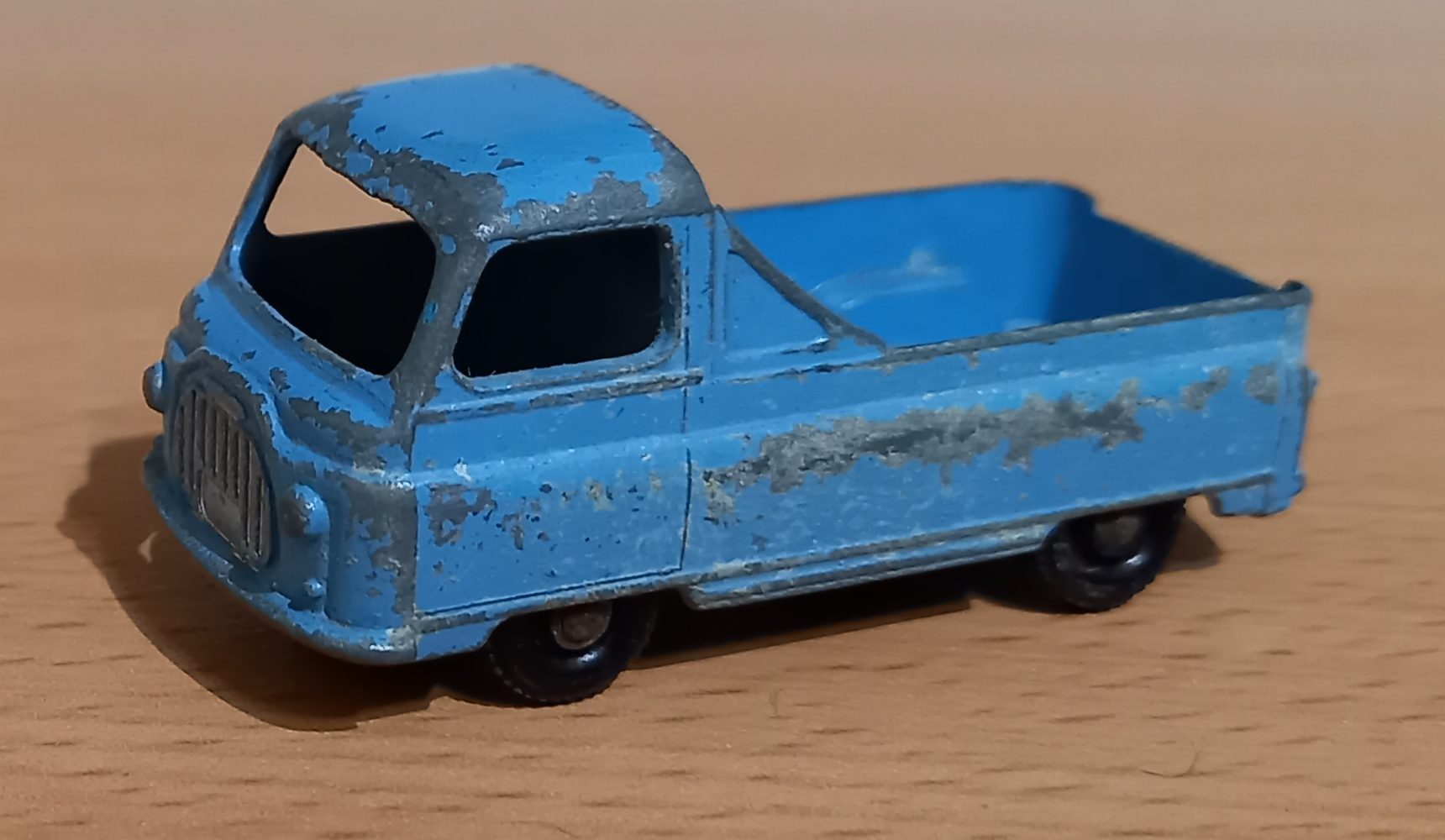 Matchbox 60 Morris J2 PickUp Restoration
